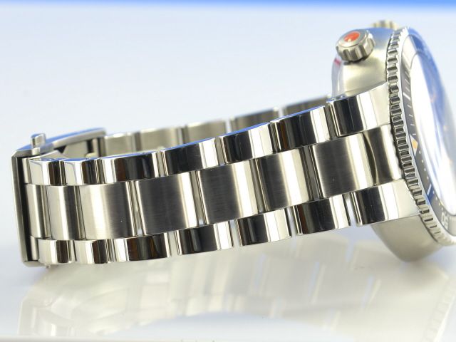 Oris Diver Small Second Date