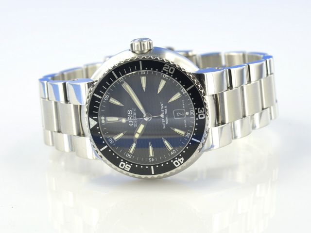 Oris Divers Date