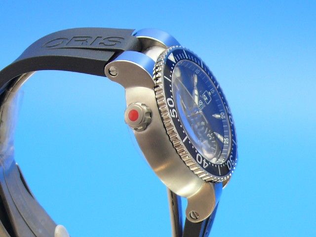 Oris Divers Titan Chronograph