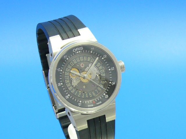 oris williams f1 team skeleton engine date
