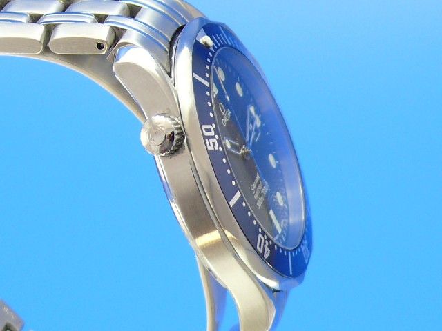 Omega Seamaster Diver 300M Ouarz