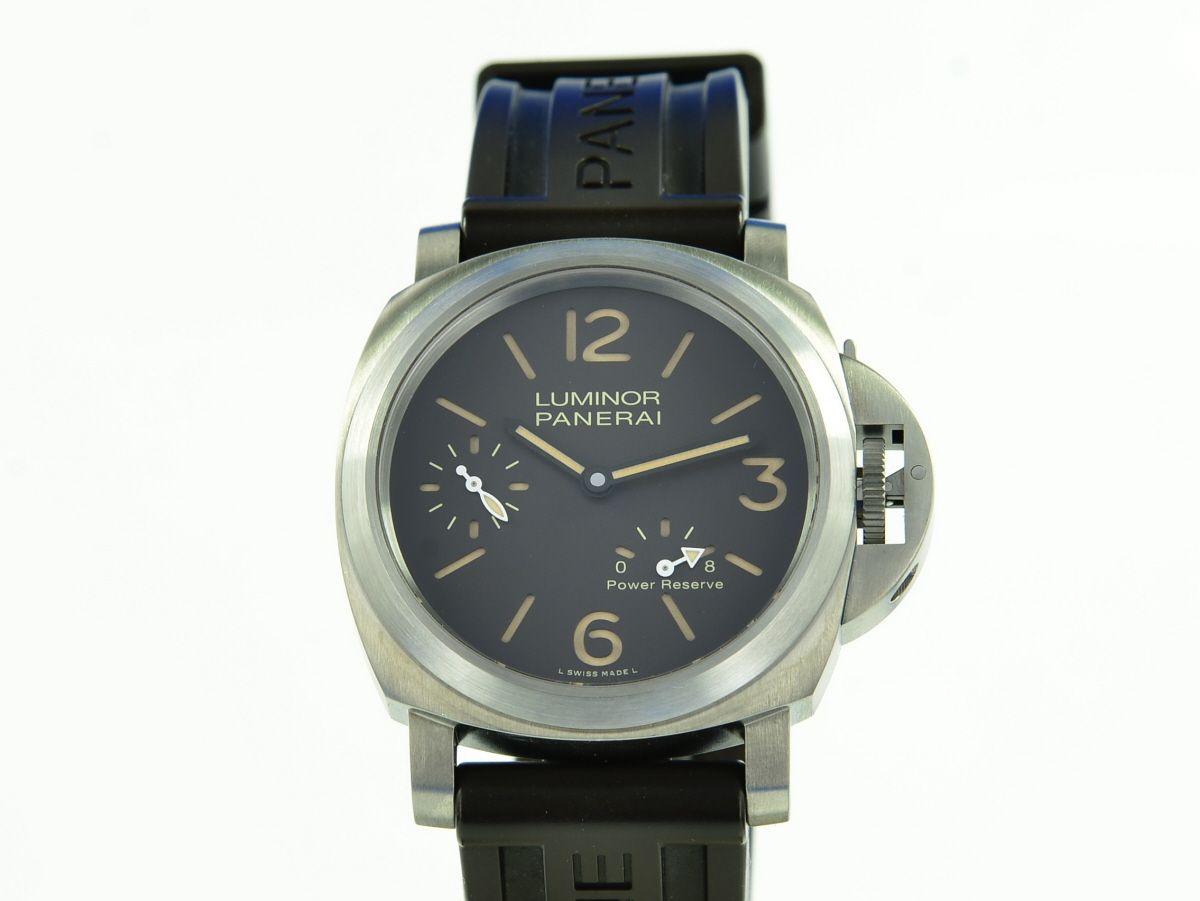 Panerai Luminor 8 Days Power Reserve 44 Titanium PAM00797