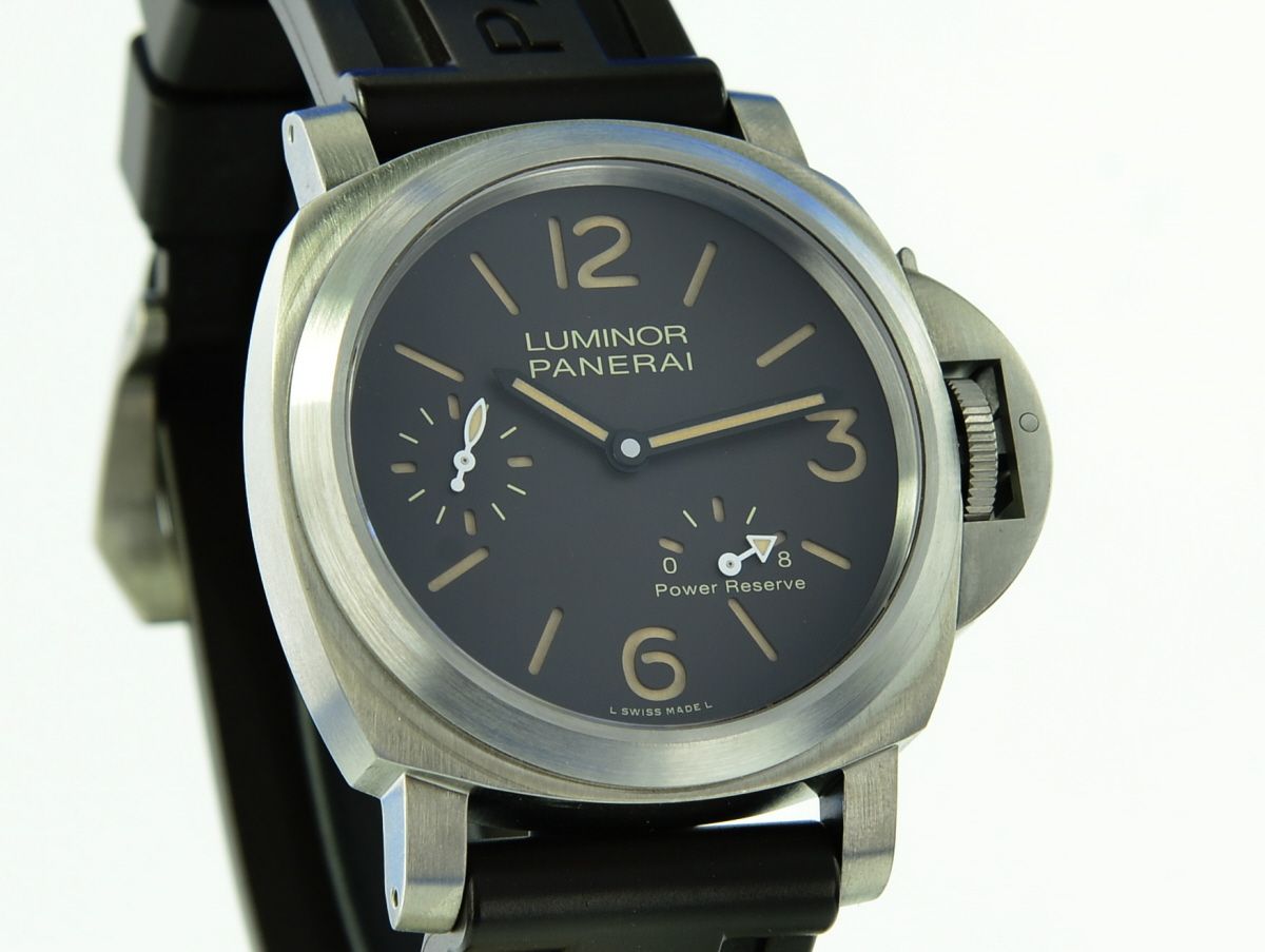 Panerai Luminor 8 Days Power Reserve 44 Titanium PAM00797