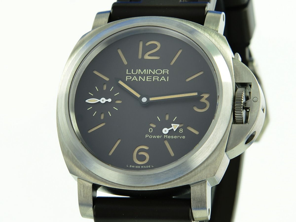 Panerai Luminor 8 Days Power Reserve 44 Titanium PAM00797
