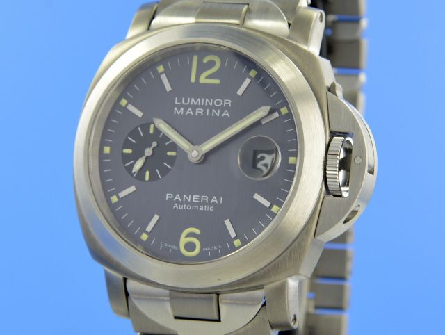 Panerai Luminor Marina Automatik Titan