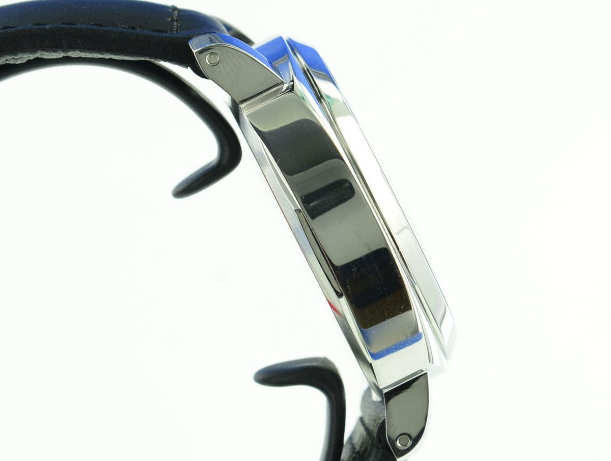 Panerai Luminor Marina Logo PAM00777