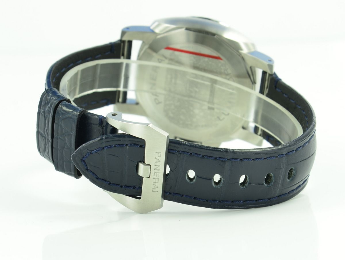 Panerai Luminor Quaranta PAM01370 - 40mm
