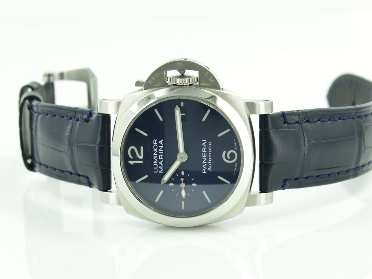 Panerai Luminor Quaranta PAM01370 - 40mm