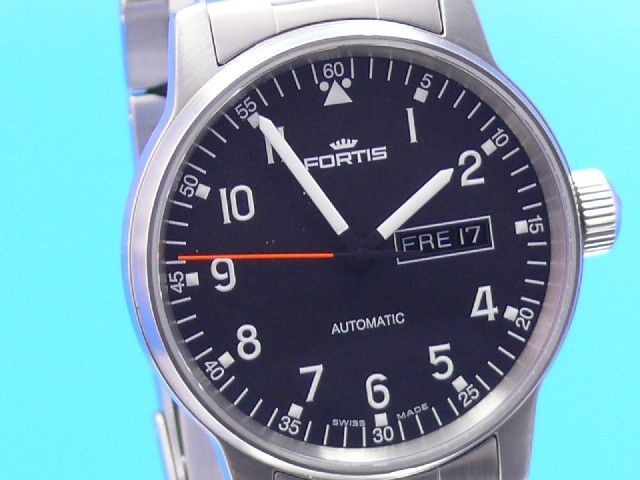 Fortis Pilot Professional Day/Date Fliegeruhr