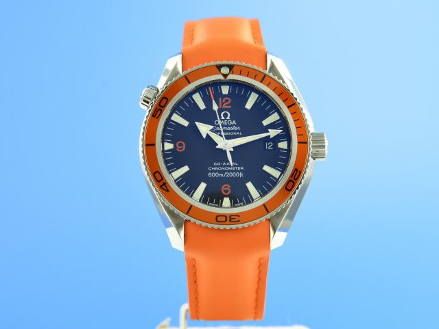 Omega Seamaster Planet Ocean 42 mm