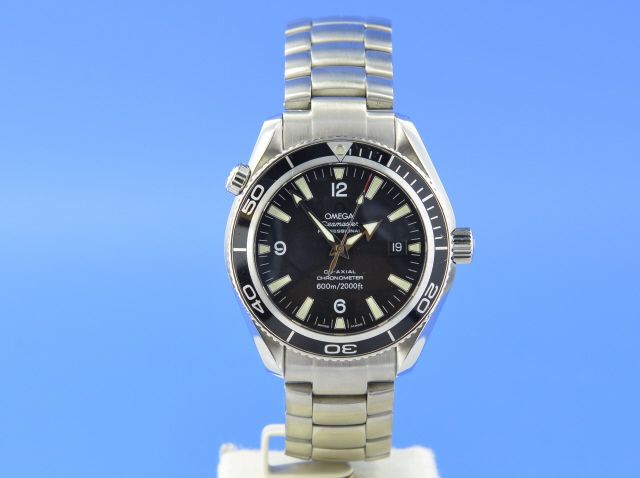Omega Seamaster Planet Ocean 42 mm