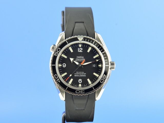 Omega Seamaster Planet Ocean Casino Royal James Bond