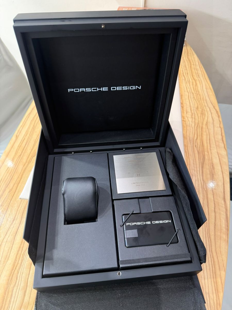 Porsche Design Chronograph 1 - Hodinkee 2024 Limited Edition Titan