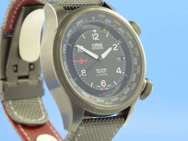 Oris Aviation Crown ProPilot Altimeter