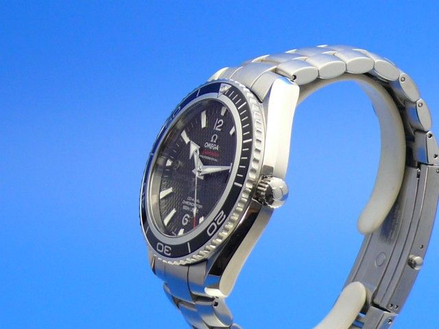 Omega Seamster Planet Ocean Quantum of Solace 007