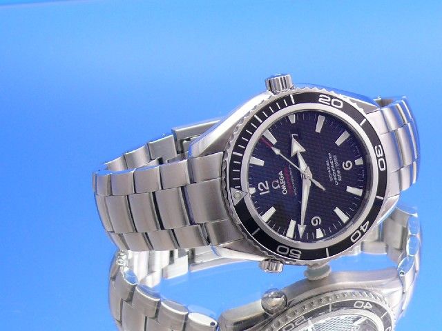 Omega Seamaster Planet Ocean James Bond 007 Quantum of Solace