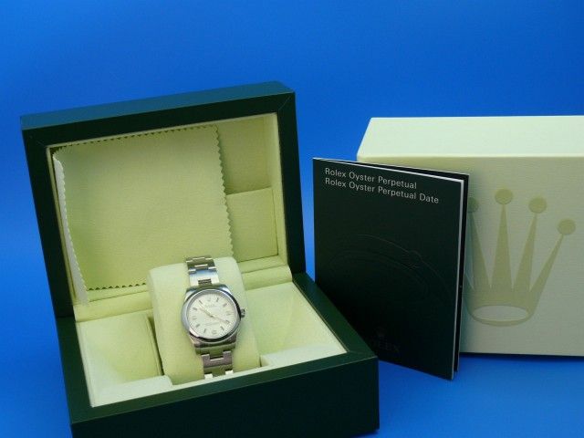 ROLEX OYSTER PERPETUAL MEDIUM