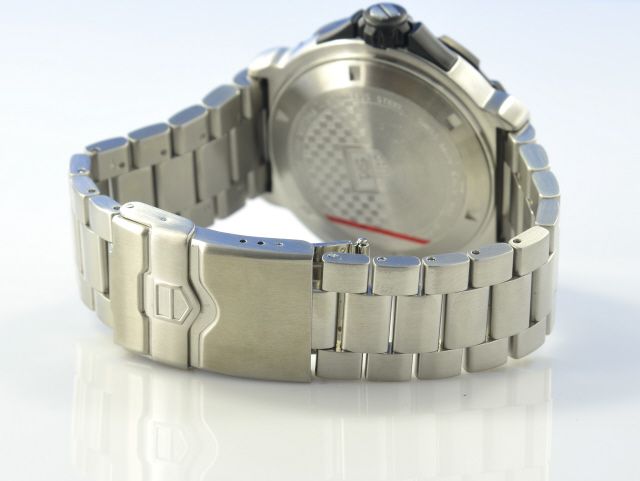 TAG Heuer Formula 1 Grande Date Gulf Racing Edition