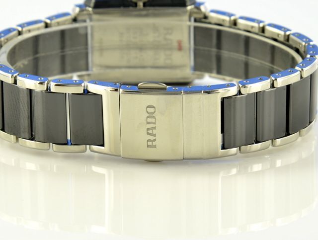 Rado Integral Diamonds