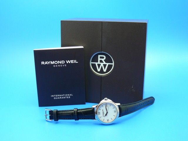 Raymond Weil Tradition Medium Neu!