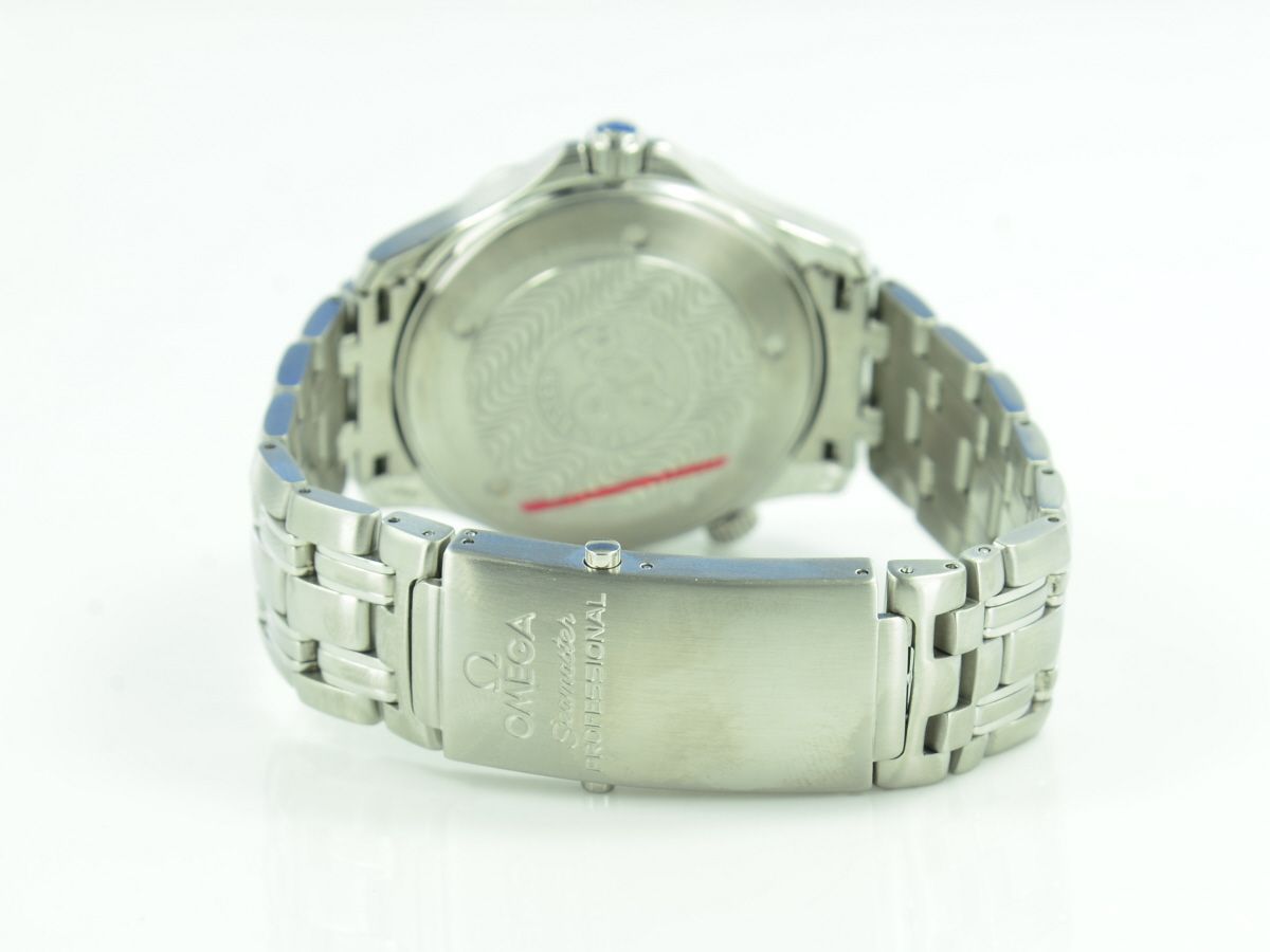 OMEGA Seamaster Diver 300M 25428000