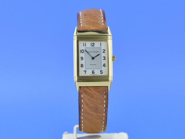 Jaeger LeCoultre Reverso Classic Medium 18K Gold