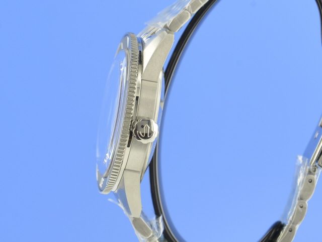 Rado Captain Cook Ghost Limited Edition Revolution Automatic XL 42mm Grau