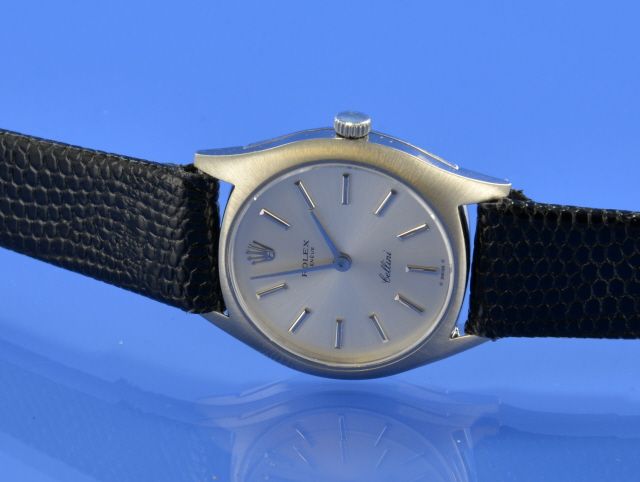 Rolex Cellini 18K Weigold Lady