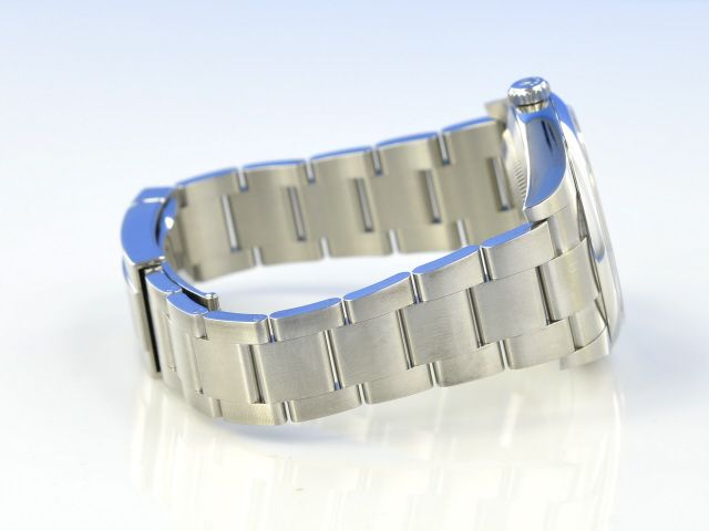 Rolex Oyster Perpetual 39 mm