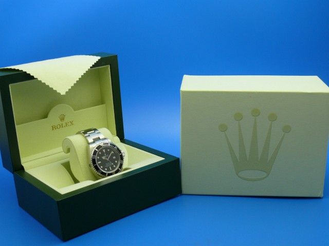 Rolex Sea-Deweller 16600