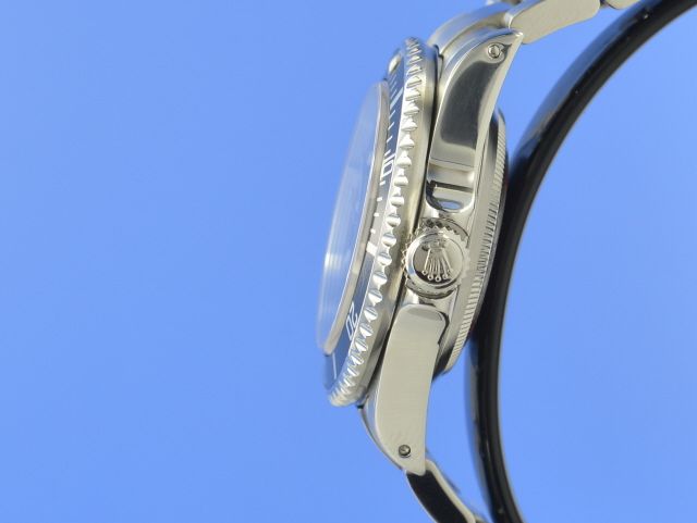 Rolex Sea-Dweller 16600