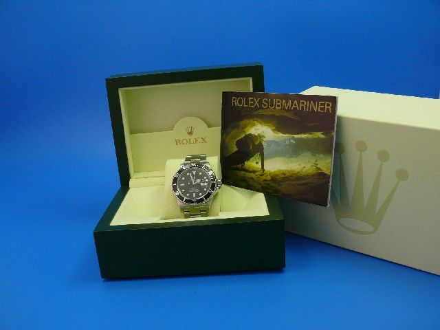Rolex Submariner Date 16610