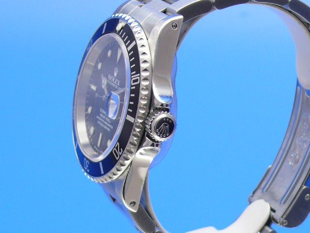 Rolex Submariner Date 16610