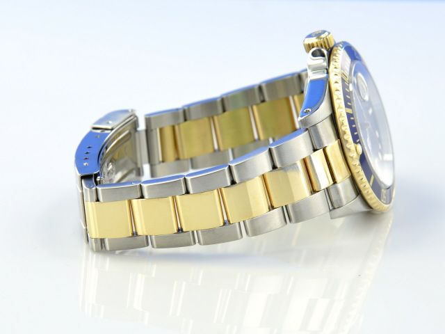 Rolex Submariner Date