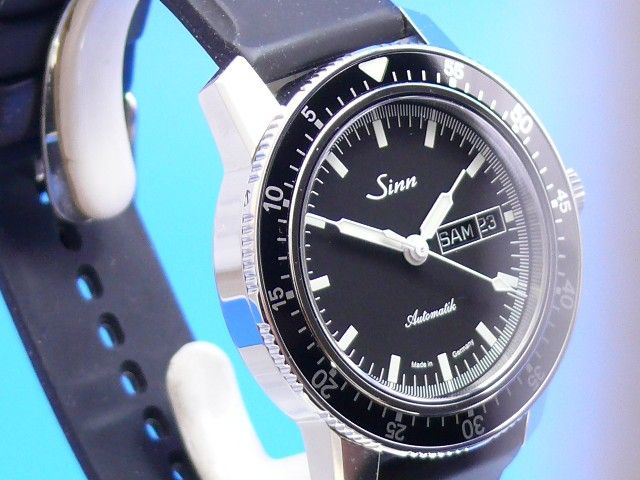 SINN 104 St Sa A klassische Fliegeruhr