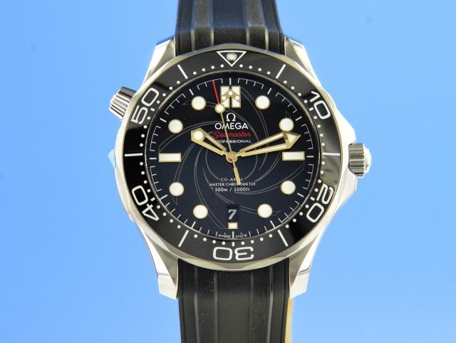 Omega Seamaster Diver 300M James Bond Limited Edition Master Chronometer