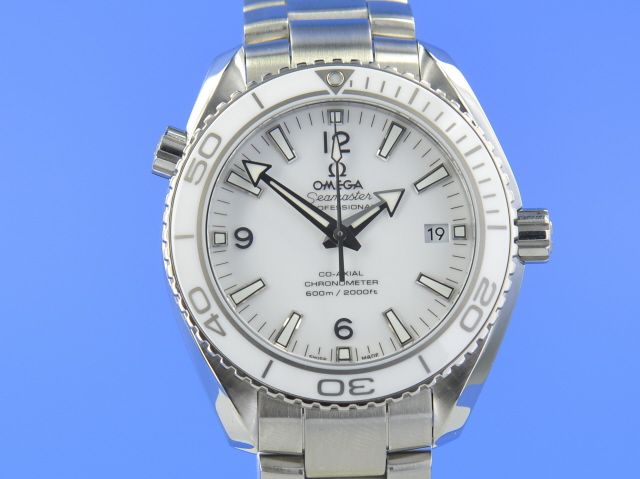 Omega Seamaster Planet Ocean 42 mm