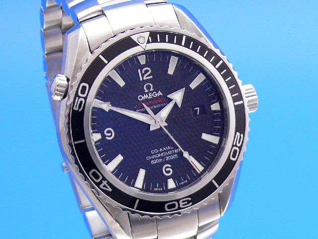 Omega Seamaster Planet Ocean James Bond 007 Quantum of Solace