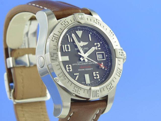 Breitling Avenger II Seawolf Automatik