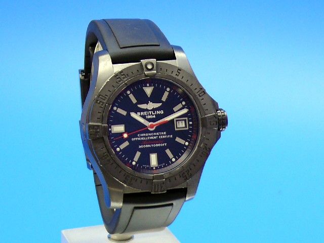 Breitling Avenger Seawolf Blacksteel Limited Edition
