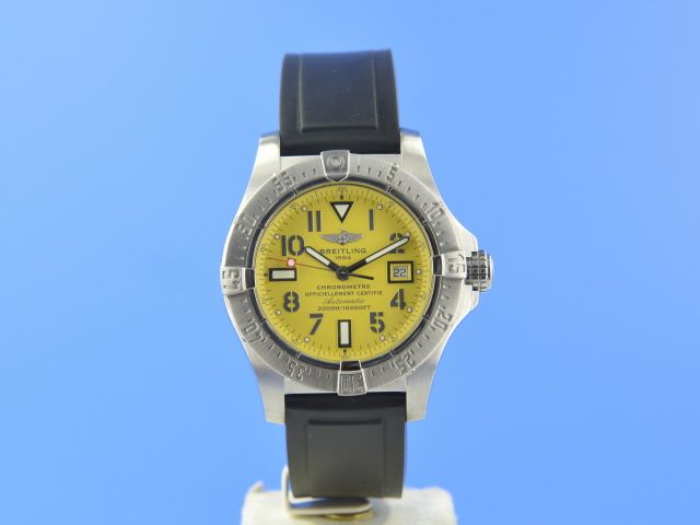 Breitling Avenger Seawolf