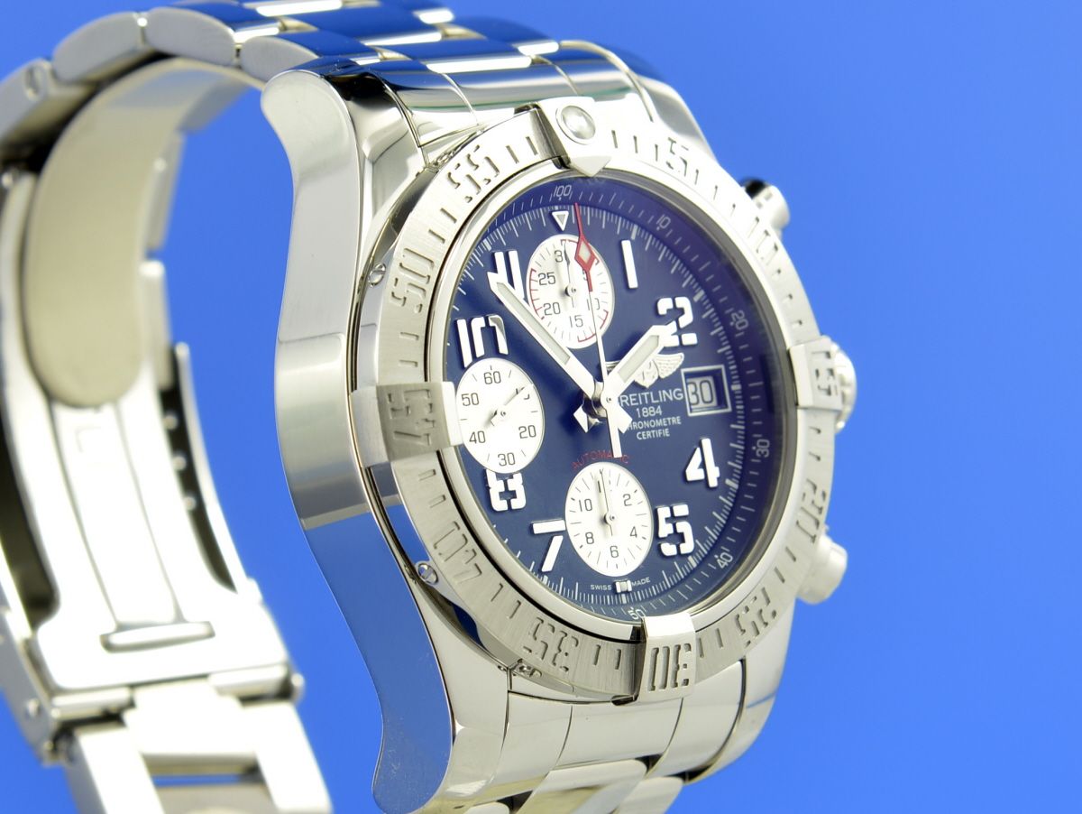 Breitling Avenger II Chronograph