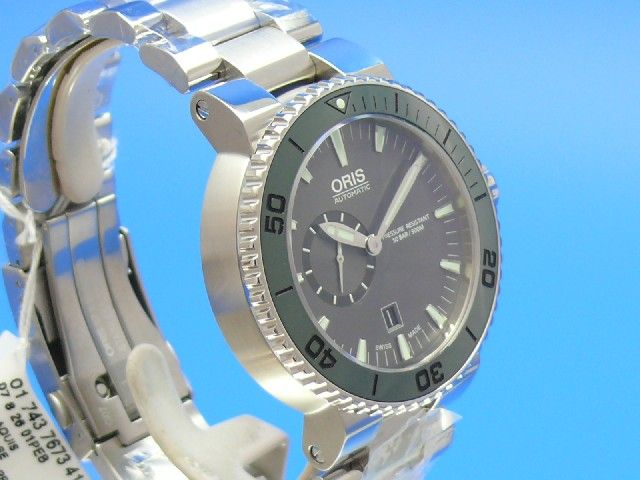 Oris Aquis Small Second Date