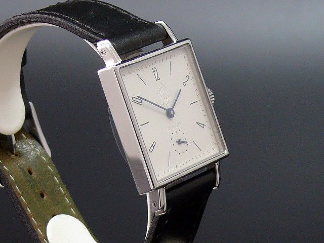Nomos Tetra 27 Siemens Damen/Herren Uhr