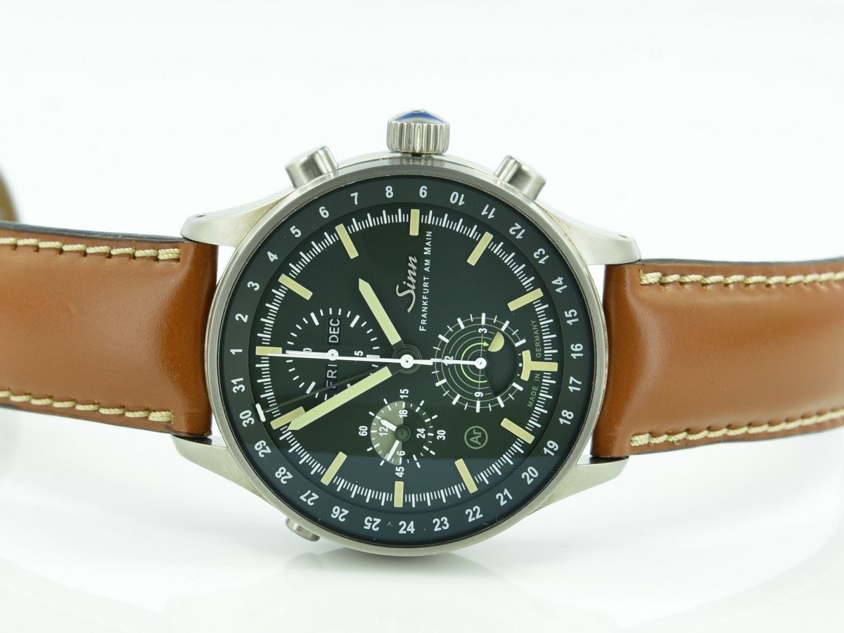 Sinn Jagduhr 3006 Chronograph mit Mondlichtanzeige