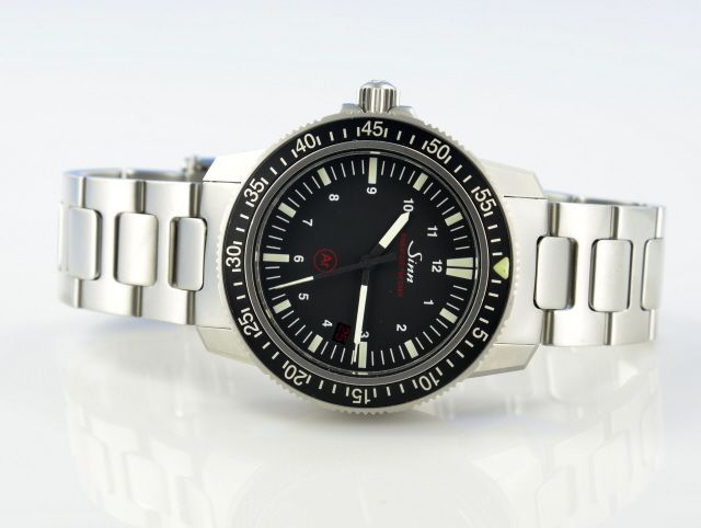 Sinn Taucheruhr EZM 3