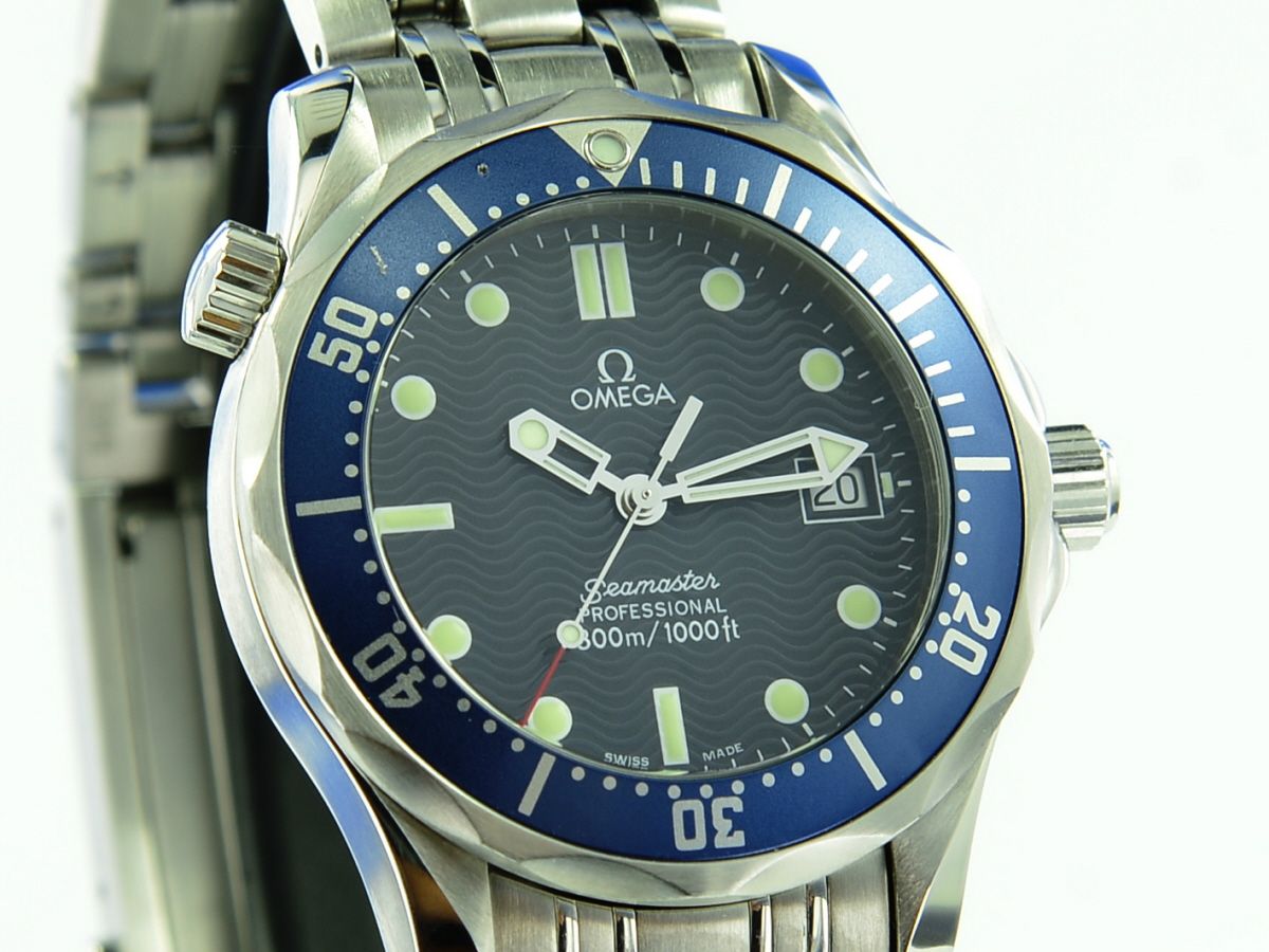 Omega Seamaster Diver 300M Mid Size 2561800