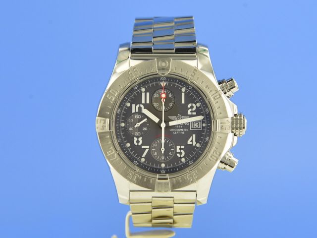 Breitling Avenger Skyland Chronograph