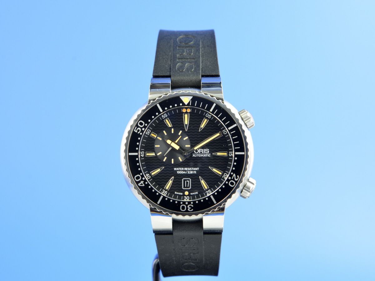 Oris Diver Small Second Date
