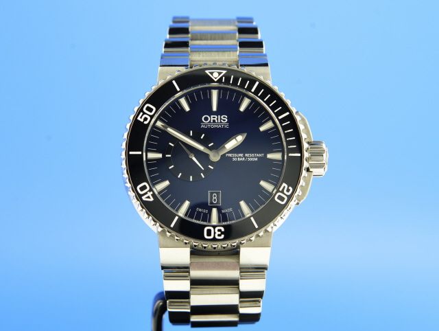 Oris Aquis Small Second Date